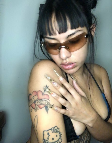 バニー無料オンリーファンズ 裸 アーカイブ