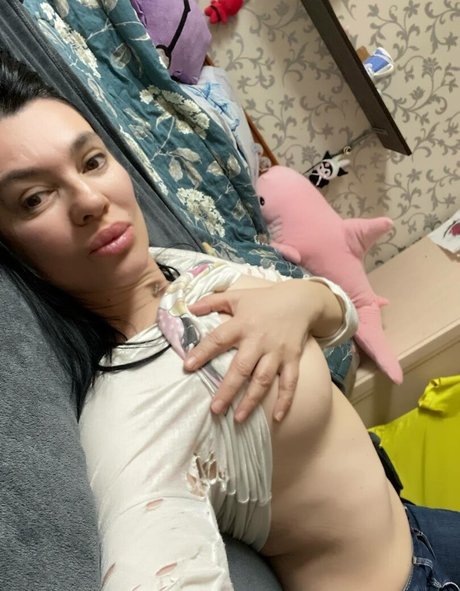 Mamaogra ポルノスター ヌード 画像