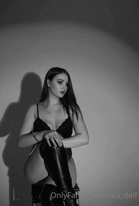 leila hottie HDポルノスター 写真