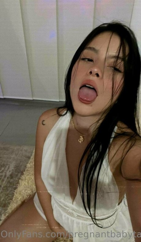 ジムのインフルエンサーオンリーファンズ 可愛い 写真