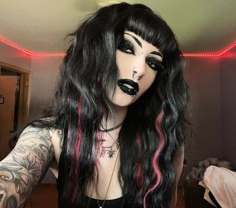 Alyssa Rayn ポルノ女優 画像