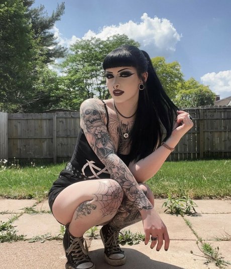 Alyssa Rayn ポルノスター 裸 ギャラリー