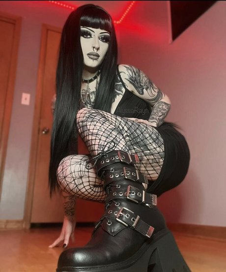 Alyssa Rayn ポルノスター ヌード 画像
