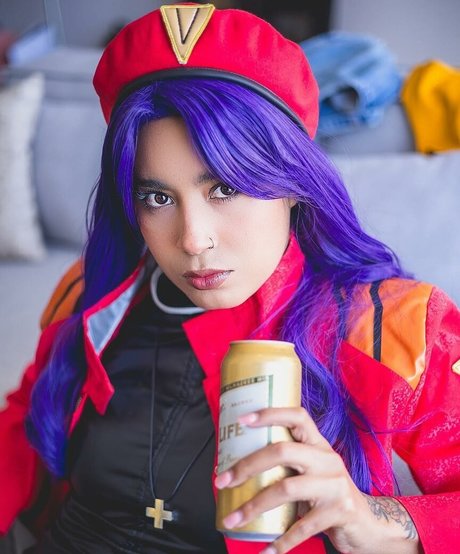 Sailor Gwen ポルノ女優 写真