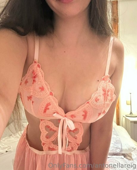 antonellareig 美しい女優 写真