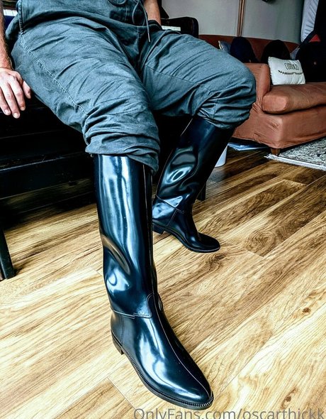 oscarthickk ヌードのポルノスター 写真