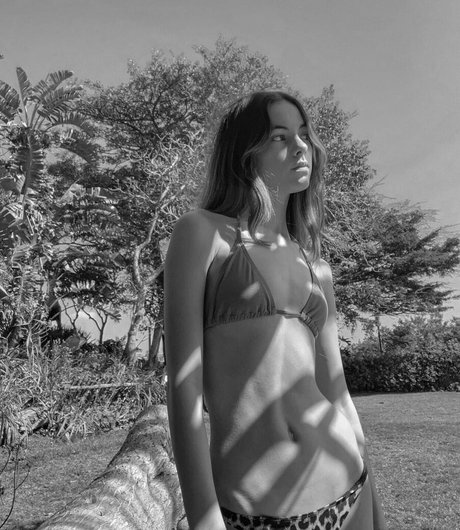 Ruby Dixon 無料モデル 写真