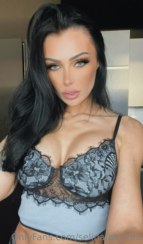 selinafox free 無料モデル 写真