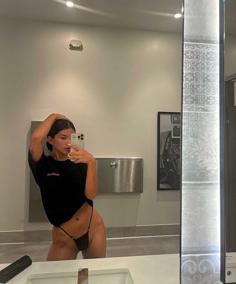 Valentina Gasca セクシーモデル 写真