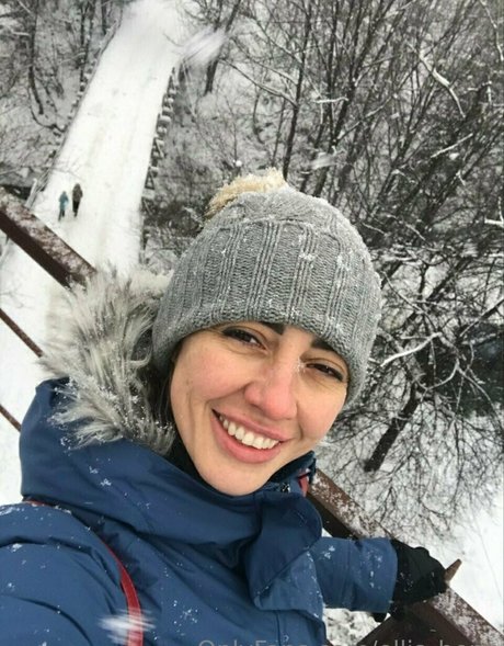 大きなプッシー唇オンリーファンズ 美しい 画像