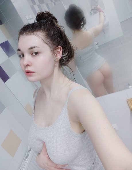 Germanikaxd セクシーなスター 写真