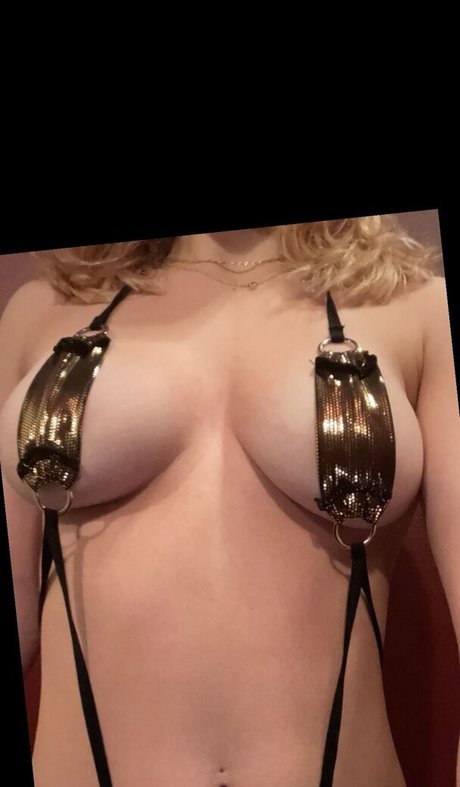 Caitiemachleid xxxポルノスター 写真