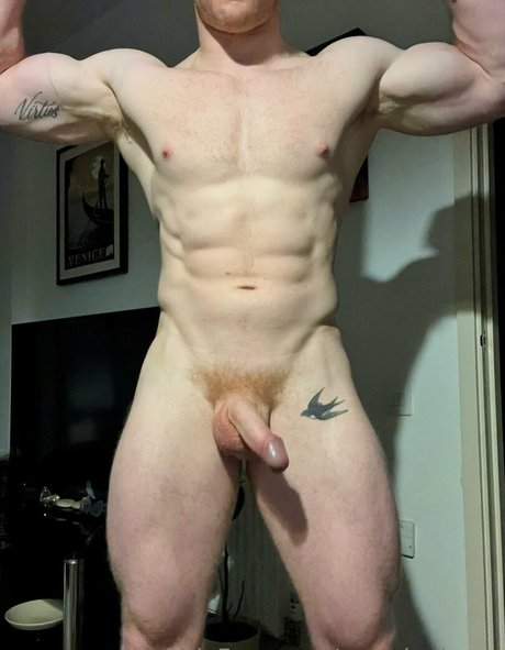 muscleginger ポルノスター 可愛い 写真