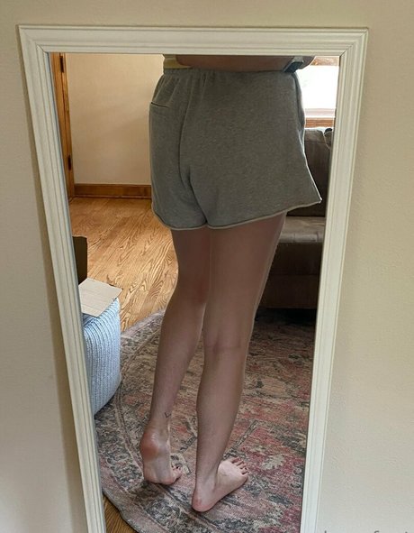 asmr 足 オンリーファンズ ベスト 画像