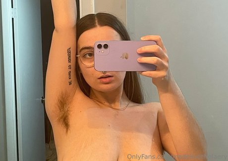 ビーチセックスオンリーファンズ アートポルノ ギャラリー