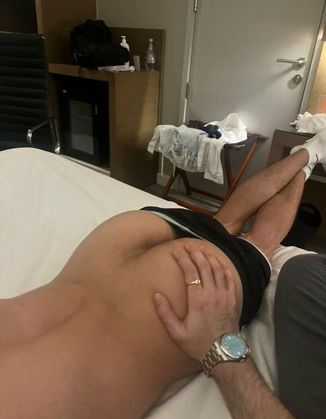 oscarharrisonx 独占スター 写真