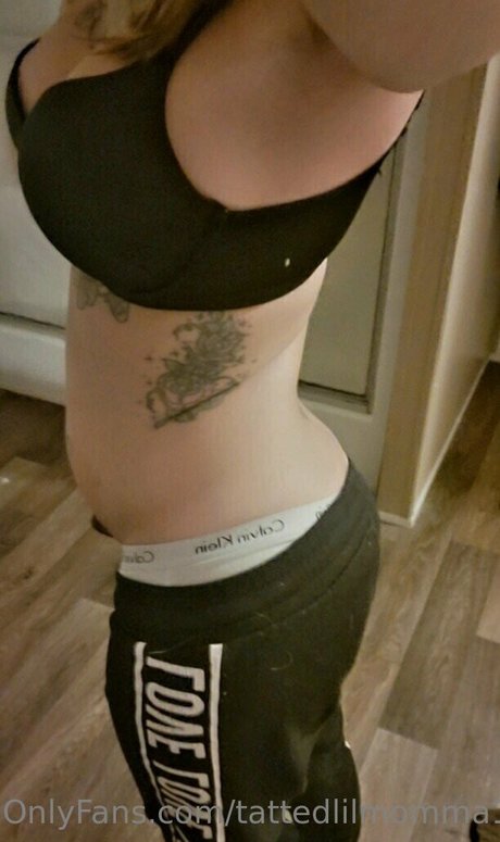 背の高い赤毛のオンリーファンズ ホット裸 アーカイブ