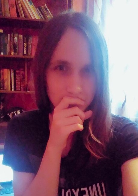 JustHumanFromTheMoon XXXモデル 写真