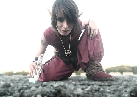 金髪の小人オンリーファンズ 美しい裸 写真