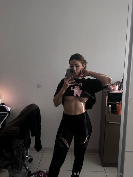 xsassy girll ヌードモデル 写真