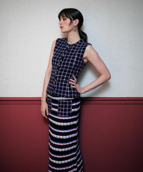 Millie Brady ヌードモデル 画像