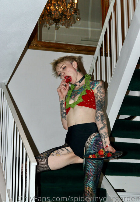 ブラックマジックオンリーファンズ セクシーヌード 写真