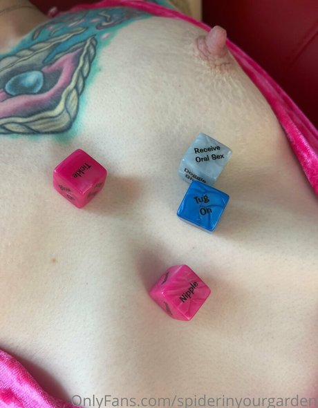 金髪の筋肉オンリーファンズ セクシーヌード ギャラリー