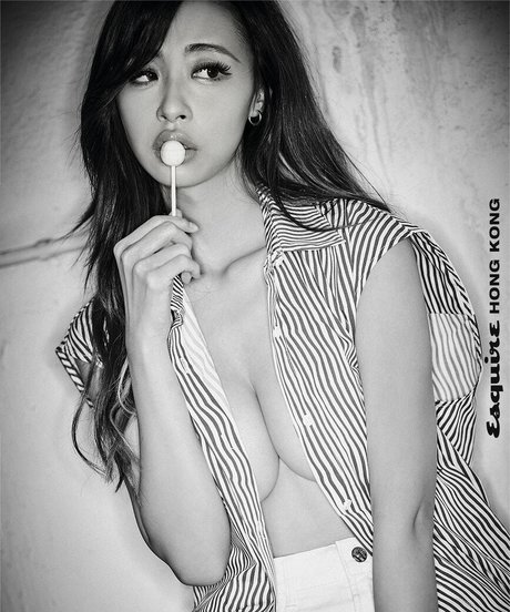 熟女 2P オンリーファンズ ポルノ 写真