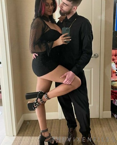 thevixenfiless プロフィール写真