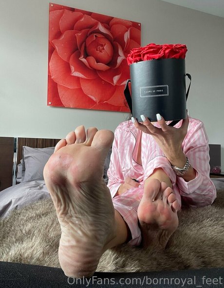 巨乳熟女オンリーファンズ ポルノ 画像