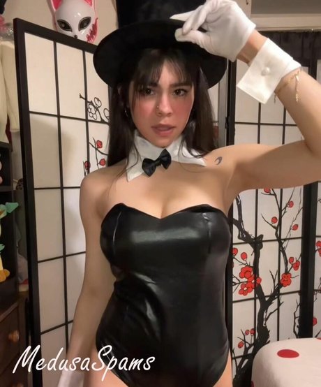 missmedusa1021 ポルノスター 素敵 画像