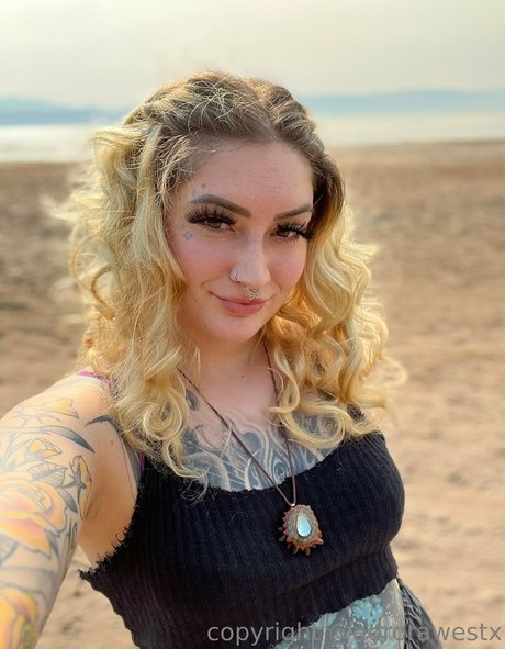 aurorawestx エロティックなポルノスター 写真