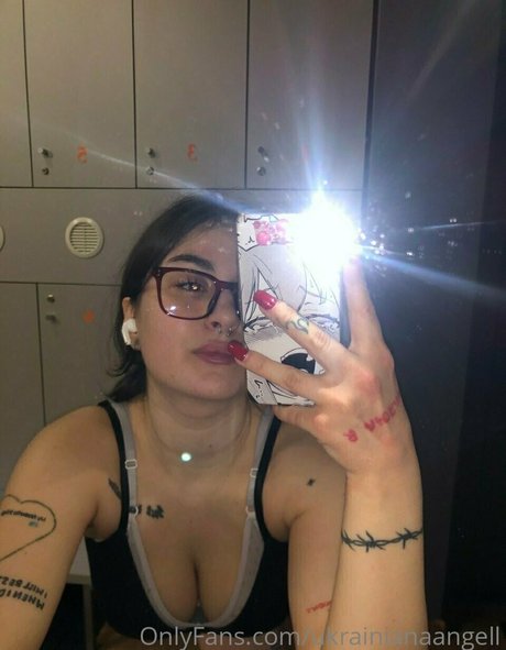 ukrainianaangell アダルトスター アーカイブ