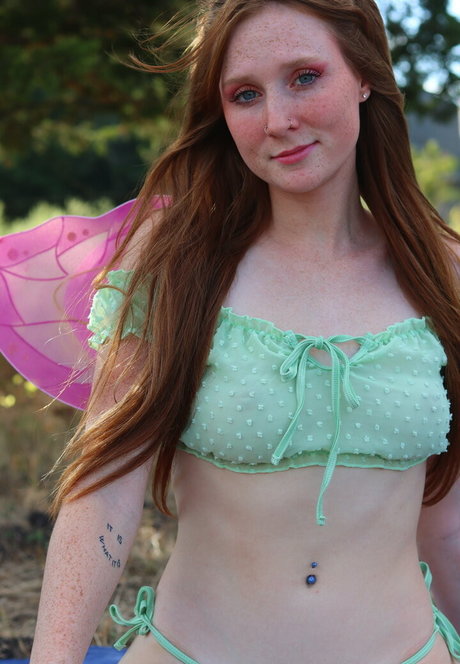 ジムのインフルエンサーオンリーファンズ セクシーヌード ギャラリー