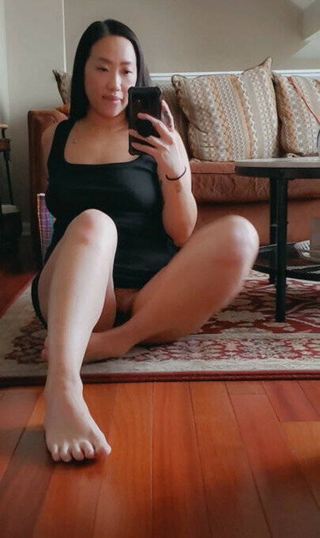 Mamamelodyyy エロティックなスター アーカイブ