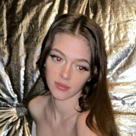 ティーンレズビアンオンリーファンズ 無料xxx 写真