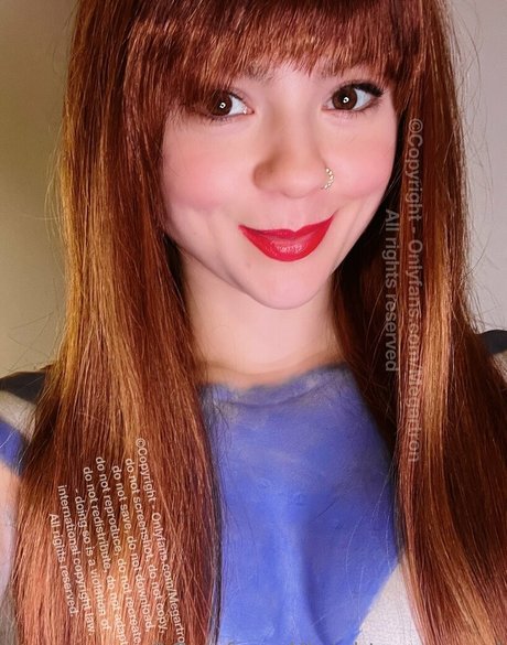 megartron 可愛いモデル 写真