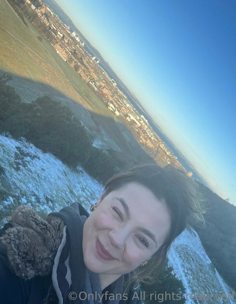 megartron モデル 写真