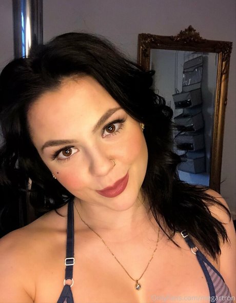 megartron かわいいスター 写真