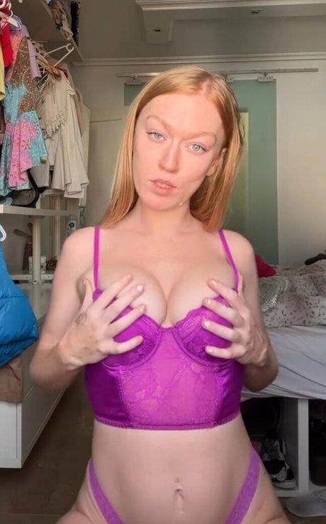 ストリッパーオンリーファンズ 無料ポルノ ギャラリー