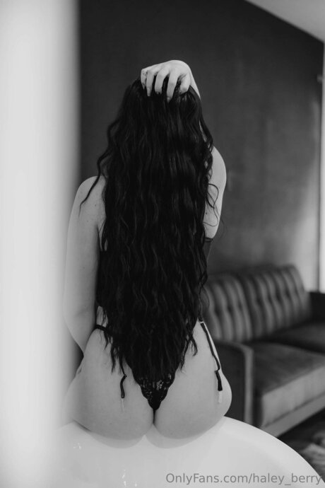 haley berry ヌードモデル 写真