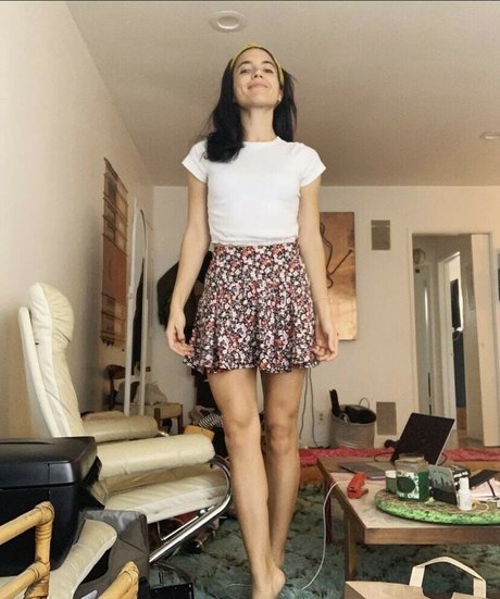 Alyssa Limperis アダルトモデル 写真