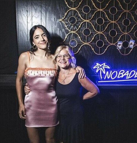 老母オンリーファン 美しいポルノ 写真