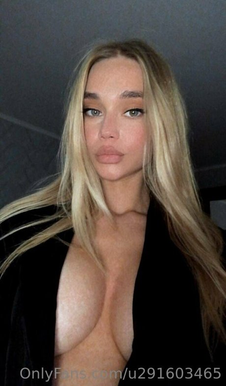 uwetpeach ポルノスター 無料 写真