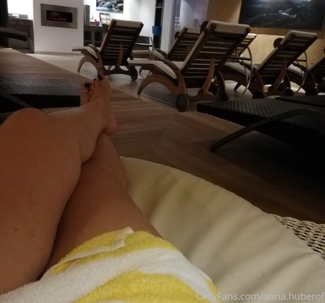 anna huberof 無料女優 ギャラリー