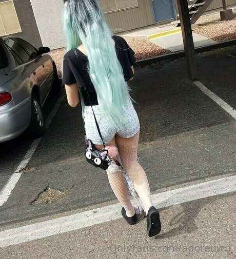 曲線美のxxx オンリーファンズ トップ 写真