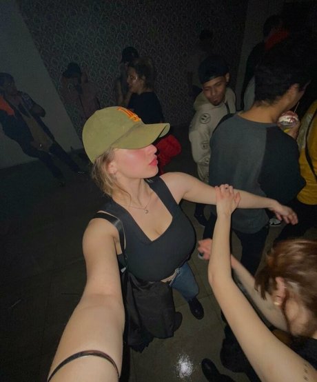 Abbylamaison セクシーなスター 写真