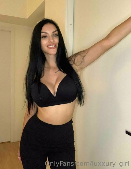 貞操帯オンリーファンズ 無料裸 写真