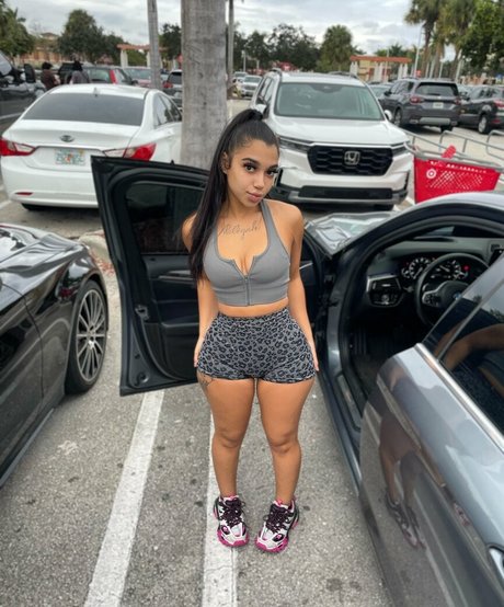 theyfavoritegirl 可愛いモデル ギャラリー