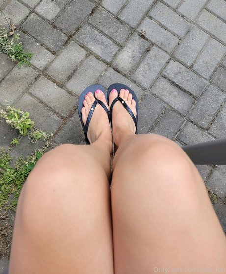 laila lou かわいいモデル 写真